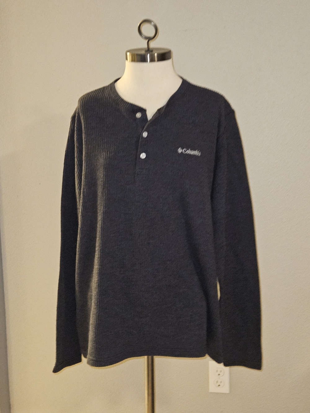 Columbia Dark Gray Thermal Henley Pullover